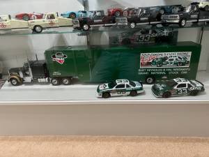 1/18 scale NASCAR Trailer Lettering from William J, FL