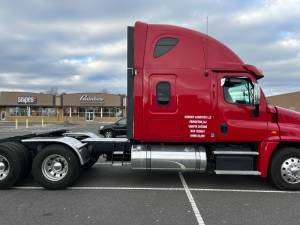 Freightliner Cascadia 2018 Semi Truck Lettering from Shavkat I, NJ
