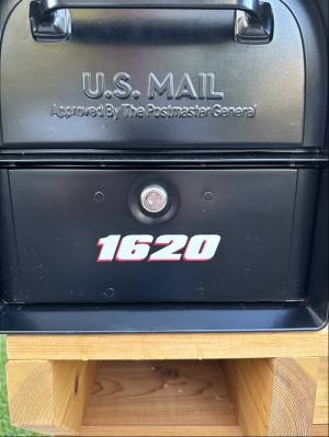 Mailbox  Lettering from David A, MN